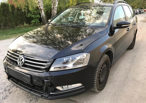 Volkswagen Passat cena 17500 przebieg: 92007, rok produkcji 2011 z Kalisz małe 121